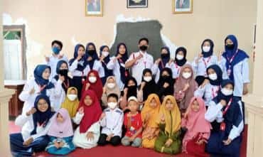 KSR IAIN Pekalongan Berbagi Kebahagiaan dengan Anak Yatim
