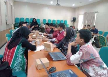 Tingkatkan Kualitas Pembelajaran, FEBI Gelar FGD Dosen Serumpun