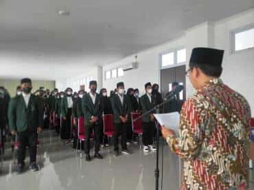 Pesan Pimpinan Fakultas Syariah: Pengurus Ormawa diharapkan Terus Berprestasi